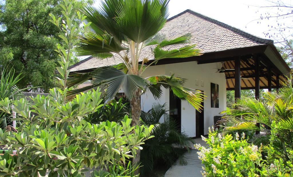 Taman Dewi Sri Villa Et Bungalow Pemuteran  Exterior photo