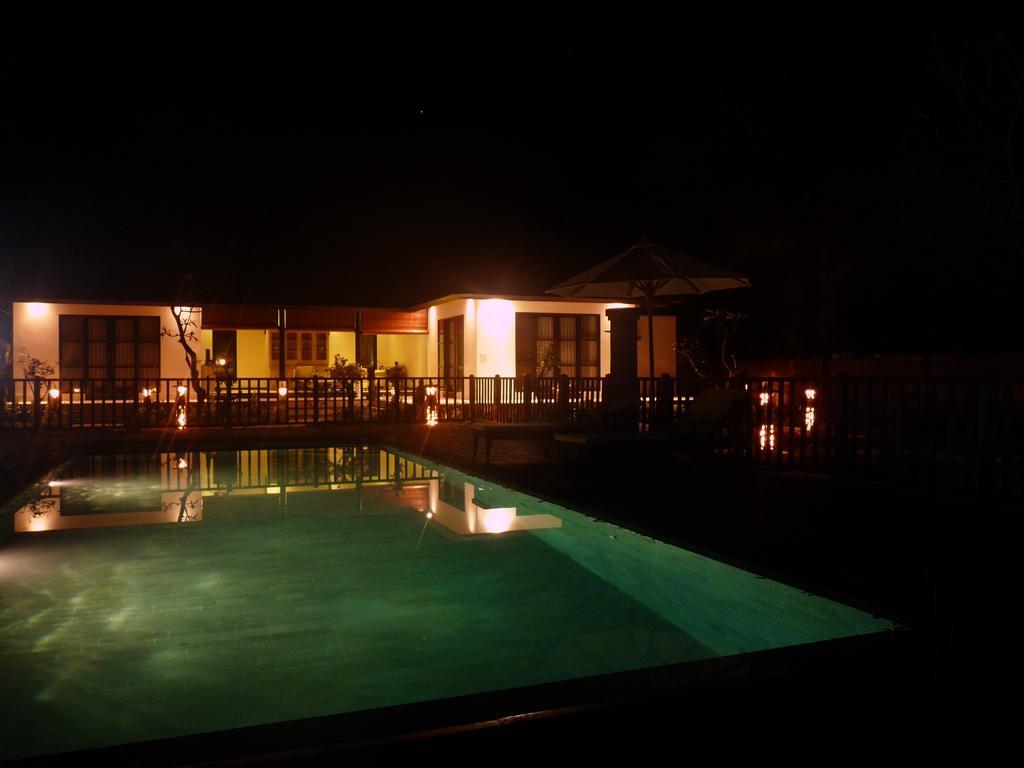 Taman Dewi Sri Villa Et Bungalow Pemuteran  Exterior photo