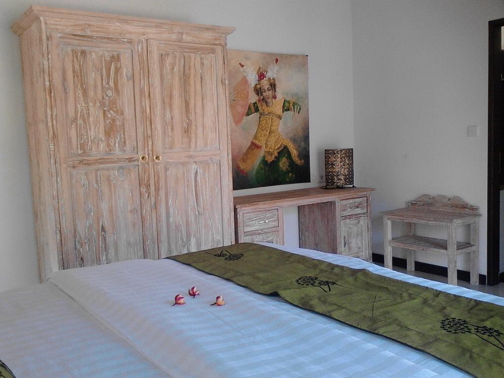 Taman Dewi Sri Villa Et Bungalow Pemuteran  Room photo