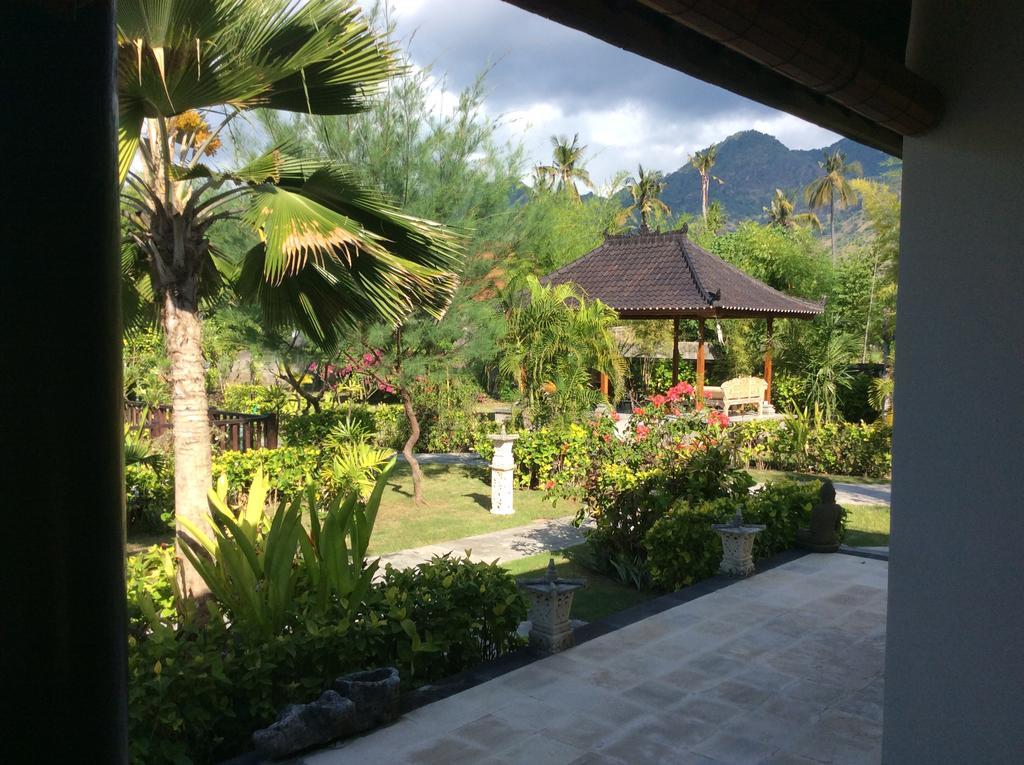 Taman Dewi Sri Villa Et Bungalow Pemuteran  Exterior photo