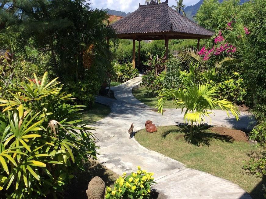 Taman Dewi Sri Villa Et Bungalow Pemuteran  Exterior photo